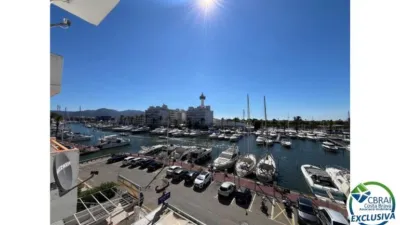 Apartment in Empuriabrava photo 19