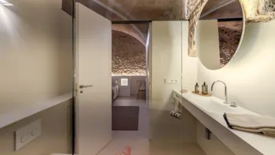 House on Pirineus Street photo 33