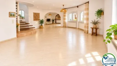 Villa in Empuriabrava photo 17