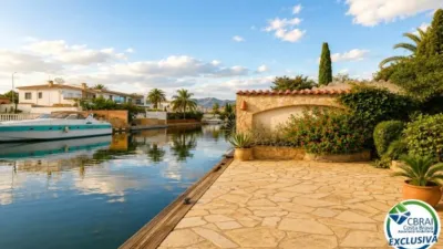 Villa in Empuriabrava photo 30