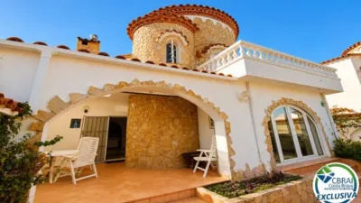 Villa in Empuriabrava photo 5