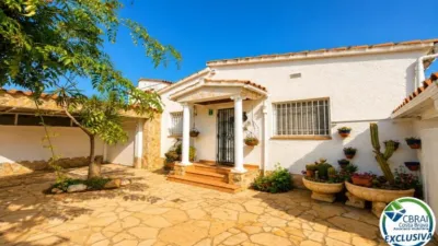Villa in Empuriabrava photo 6