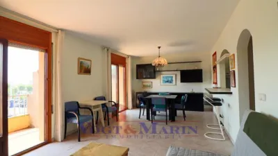 Apartment in Empuriabrava photo 5