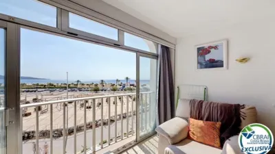 Apartment in Empuriabrava photo 8