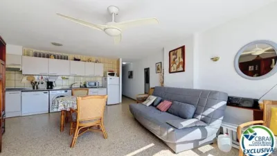 Apartment in Empuriabrava photo 4