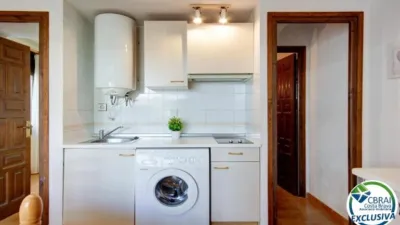 Apartamento en Port Esportiu-Canyelles-Puig Rom photo 21
