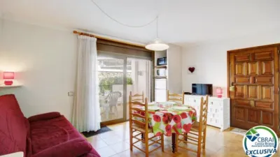 Apartamento en Port Esportiu-Canyelles-Puig Rom photo 12