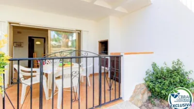 Apartamento en Port Esportiu-Canyelles-Puig Rom photo 8