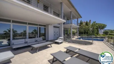 Villa in Palau-Saverdera photo 24