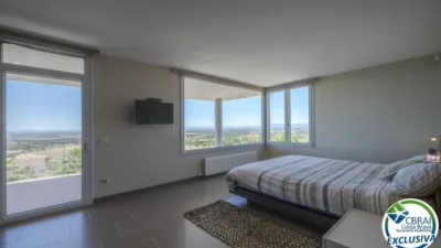 Villa in Palau-Saverdera photo 6