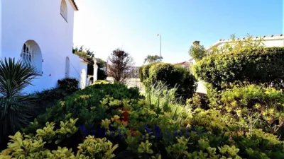 Villa in Empuriabrava photo 40