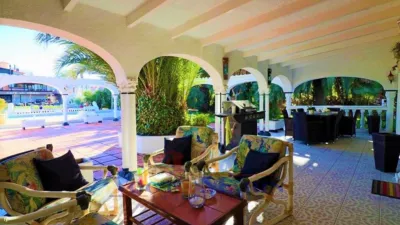 Villa in Empuriabrava photo 13