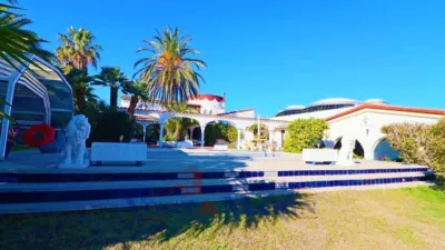 Villa in Empuriabrava photo 7