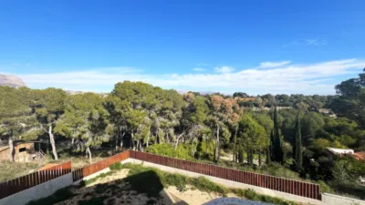 Detached family home in Camino del Planet photo 8