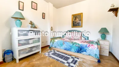 Chalet adosado en venta en Calle de Anselmo Miguel Nieto, Las Villas-Covaresa-Parque Alameda-La Rubia (Valladolid Capital) de 379.000 €