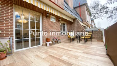 Chalet adosado en venta en Calle de Anselmo Miguel Nieto, Las Villas-Covaresa-Parque Alameda-La Rubia (Valladolid Capital) de 379.000 €