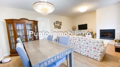 Chalet adosado en venta en Calle de Anselmo Miguel Nieto, Las Villas-Covaresa-Parque Alameda-La Rubia (Valladolid Capital) de 379.000 €