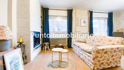 Chalet adosado en venta en Calle de Anselmo Miguel Nieto, Las Villas-Covaresa-Parque Alameda-La Rubia (Valladolid Capital) de 379.000 €