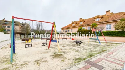 Chalet adosado en venta en Calle de Anselmo Miguel Nieto, Las Villas-Covaresa-Parque Alameda-La Rubia (Valladolid Capital) de 379.000 €