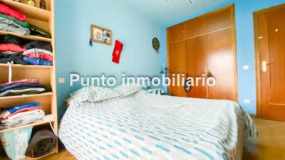 Chalet adosado en venta en Calle de Anselmo Miguel Nieto, Las Villas-Covaresa-Parque Alameda-La Rubia (Valladolid Capital) de 379.000 €