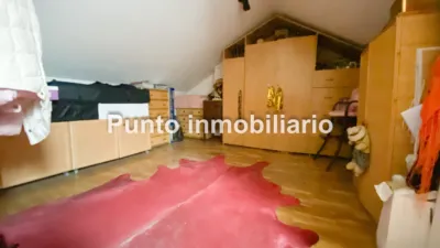 Chalet adosado en venta en Calle de Anselmo Miguel Nieto, Las Villas-Covaresa-Parque Alameda-La Rubia (Valladolid Capital) de 379.000 €