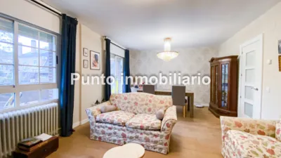 Chalet adosado en venta en Calle de Anselmo Miguel Nieto, Las Villas-Covaresa-Parque Alameda-La Rubia (Valladolid Capital) de 379.000 €