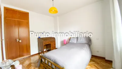 Chalet adosado en venta en Calle de Anselmo Miguel Nieto, Las Villas-Covaresa-Parque Alameda-La Rubia (Valladolid Capital) de 379.000 €