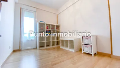 Piso en venta en Calle de Joaquín Velasco Martín, Huerta del Rey-Arturo Eyríes (Valladolid Capital) de 175.000 €