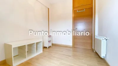 Piso en venta en Calle de Joaquín Velasco Martín, Huerta del Rey-Arturo Eyríes (Valladolid Capital) de 175.000 €