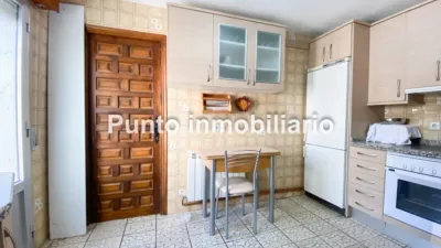 Chalet pareado en venta en Calle de Catalpa, Puente Herrera (Tudela de Duero) de 220.000 €