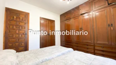 Chalet pareado en venta en Calle de Catalpa, Puente Herrera (Tudela de Duero) de 220.000 €