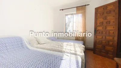 Chalet pareado en venta en Calle de Catalpa, Puente Herrera (Tudela de Duero) de 220.000 €