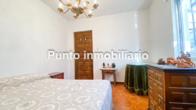 Chalet pareado en venta en Calle de Catalpa, Puente Herrera (Tudela de Duero) de 220.000 €