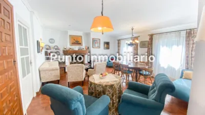 Chalet unifamiliar en venta en Calle de la Resina, Pinar de Antequera-Puente Duero (Valladolid Capital) de 395.000 €