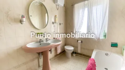 Chalet unifamiliar en venta en Calle de la Resina, Pinar de Antequera-Puente Duero (Valladolid Capital) de 395.000 €
