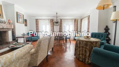 Chalet unifamiliar en venta en Calle de la Resina, Pinar de Antequera-Puente Duero (Valladolid Capital) de 395.000 €