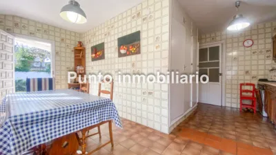 Chalet unifamiliar en venta en Calle de la Resina, Pinar de Antequera-Puente Duero (Valladolid Capital) de 395.000 €