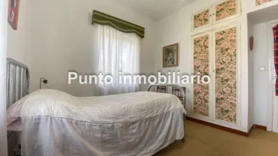 Chalet unifamiliar en venta en Calle de la Resina, Pinar de Antequera-Puente Duero (Valladolid Capital) de 395.000 €