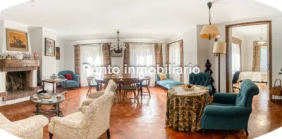 Chalet unifamiliar en venta en Calle de la Resina, Pinar de Antequera-Puente Duero (Valladolid Capital) de 395.000 €