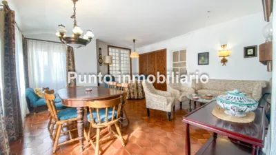 Chalet unifamiliar en venta en Calle de la Resina, Pinar de Antequera-Puente Duero (Valladolid Capital) de 395.000 €