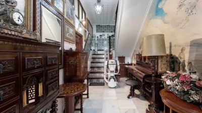 Single-family home on Cardenal Lluch Street photo 2