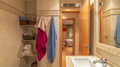 Apartment on Calle de José María Pemán photo 31