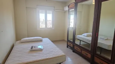 Apartamento en alquiler en Calle Castillo de Alcalá de Guadaira, 3, Tabladilla-Bami (Distrito Sur. Sevilla Capital) de 990 €<span>/mes</span>