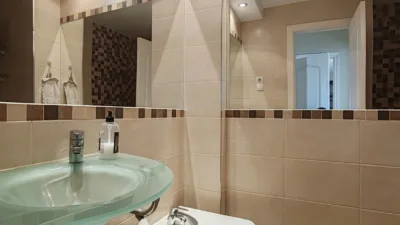 Apartamento en alquiler en Calle Castillo de Alcalá de Guadaira, 3, Tabladilla-Bami (Distrito Sur. Sevilla Capital) de 990 €<span>/mes</span>