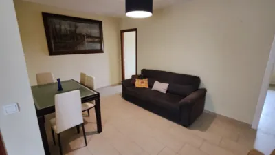 Apartamento en alquiler en Calle Castillo de Alcalá de Guadaira, 3, Tabladilla-Bami (Distrito Sur. Sevilla Capital) de 990 €<span>/mes</span>