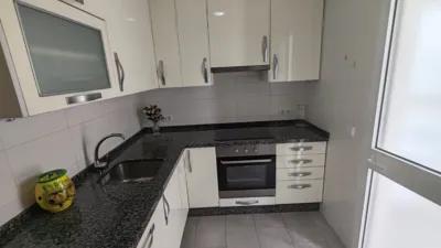 Apartamento en alquiler en Calle Castillo de Alcalá de Guadaira, 3, Tabladilla-Bami (Distrito Sur. Sevilla Capital) de 990 €<span>/mes</span>