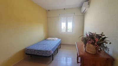 Apartamento en alquiler en Calle Castillo de Alcalá de Guadaira, 3, Tabladilla-Bami (Distrito Sur. Sevilla Capital) de 990 €<span>/mes</span>