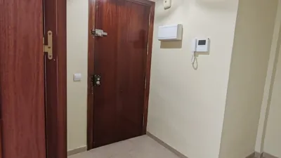 Apartamento en alquiler en Calle Castillo de Alcalá de Guadaira, 3, Tabladilla-Bami (Distrito Sur. Sevilla Capital) de 990 €<span>/mes</span>