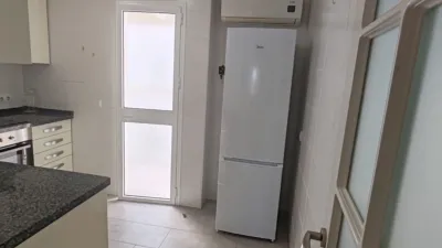 Apartamento en alquiler en Calle Castillo de Alcalá de Guadaira, 3, Tabladilla-Bami (Distrito Sur. Sevilla Capital) de 990 €<span>/mes</span>