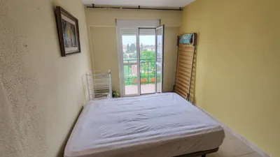 Apartamento en alquiler en Calle Castillo de Alcalá de Guadaira, 3, Tabladilla-Bami (Distrito Sur. Sevilla Capital) de 990 €<span>/mes</span>